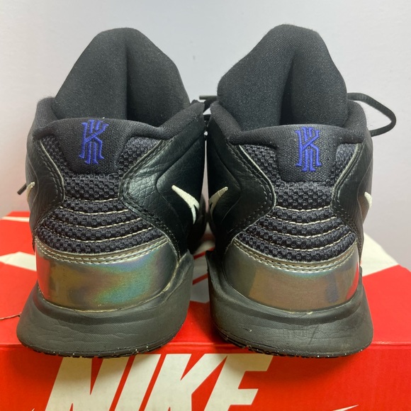 Nike Kyrie Infinity - Picture 2 of 6